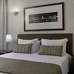 Orange Hotel *