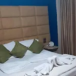 Orange Hotel