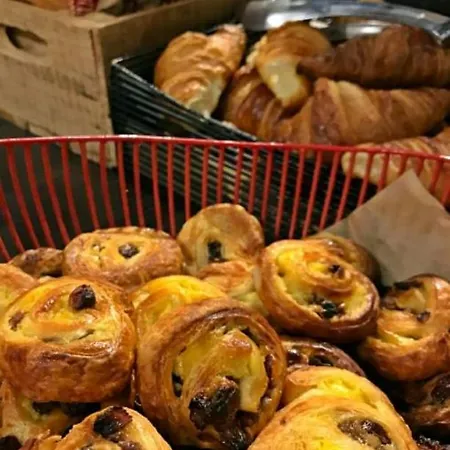 Orange ホテル ティラナ