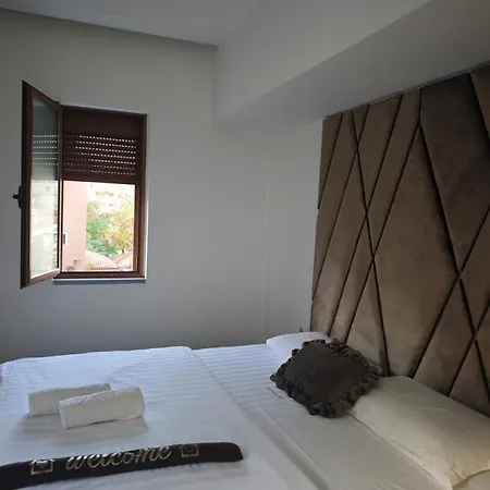 Orange Hotell Tirana